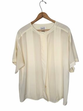 Christian Dior Chemises Cream Hidden Button Down Blouse Short Sleeve Size 10